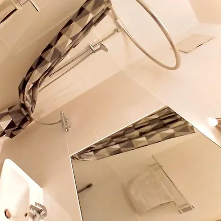 Prenzlauer Berg, Cozy Ground Floor Apartman