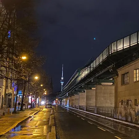 Daire Prenzlauer Berg, Cozy Ground Floor *